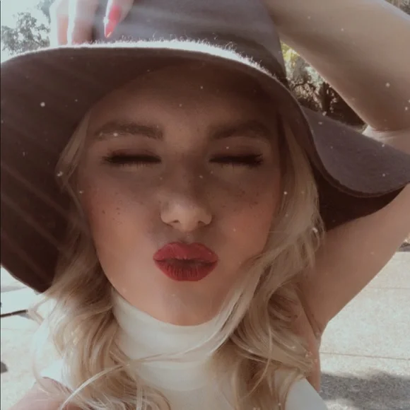 Floppy Hat - Picture 5 of 5